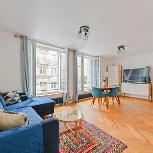 Apartment Pantheon, Paris