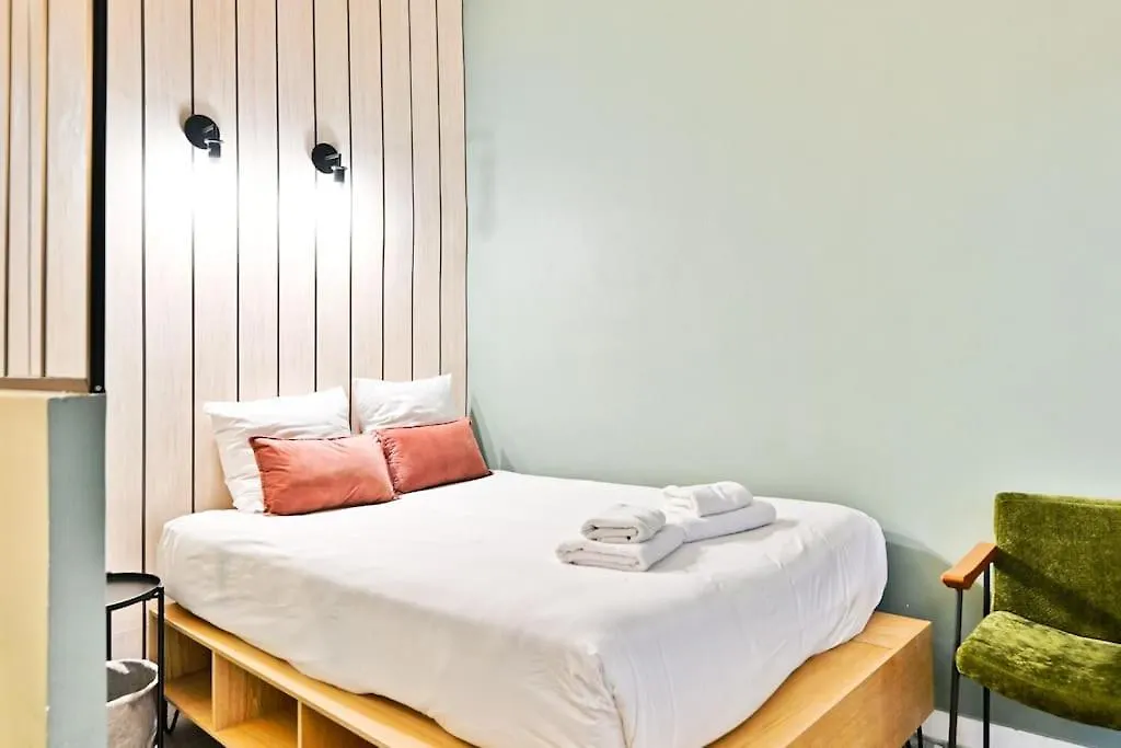 Appartement Style Industriel Au Coeur Du Sentier - V Paris France